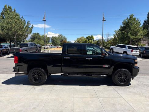 Used 2016 Chevrolet Silverado 2500 LT w/ Midnight Edition AWD/4WD image 3