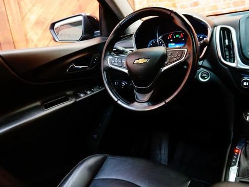 Used 2021 Chevrolet Equinox LT AWD/4WD image 14