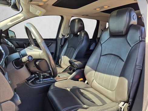 Used 2017 Chevrolet Traverse Premier AWD/4WD image 23