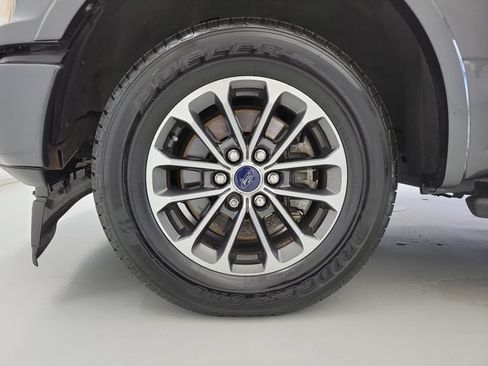 Used 2018 Ford F150 XLT w/ Equipment Group 302A Luxury RWD image 12
