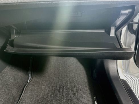 Used 2025 Toyota Camry LE FWD image 32