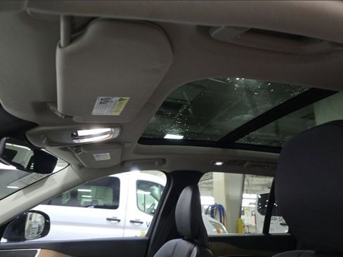 Used 2024 Volvo XC90 T8 Plus w/ Protection Package Premier image 15