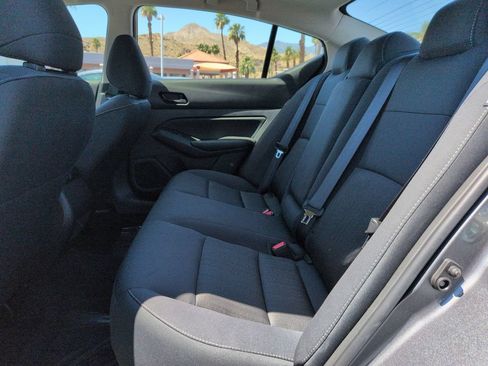 Used 2025 Nissan Altima 2.5 S FWD image 15