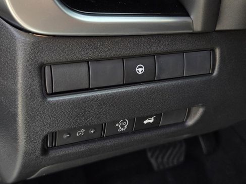 New 2026 Nissan Rogue SV AWD/4WD image 18