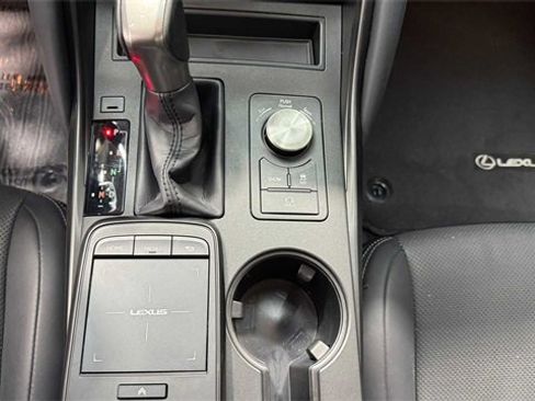 Used 2022 Lexus IS 300 300 image 29