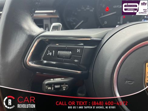 Used 2024 Porsche Macan GTS AWD/4WD image 30