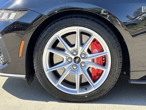 Used 2024 Ford Mustang GT Premium RWD image 8