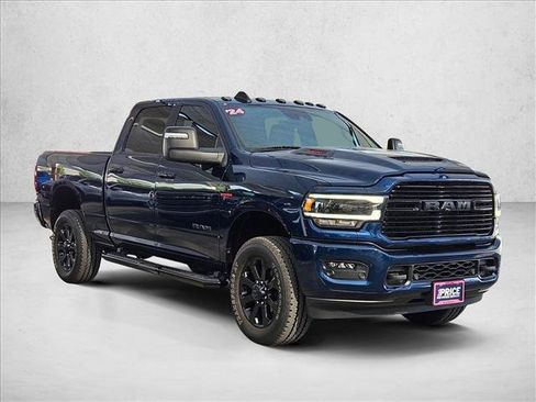 Used 2024 RAM 2500 Laramie w/ Night Edition AWD/4WD image 3