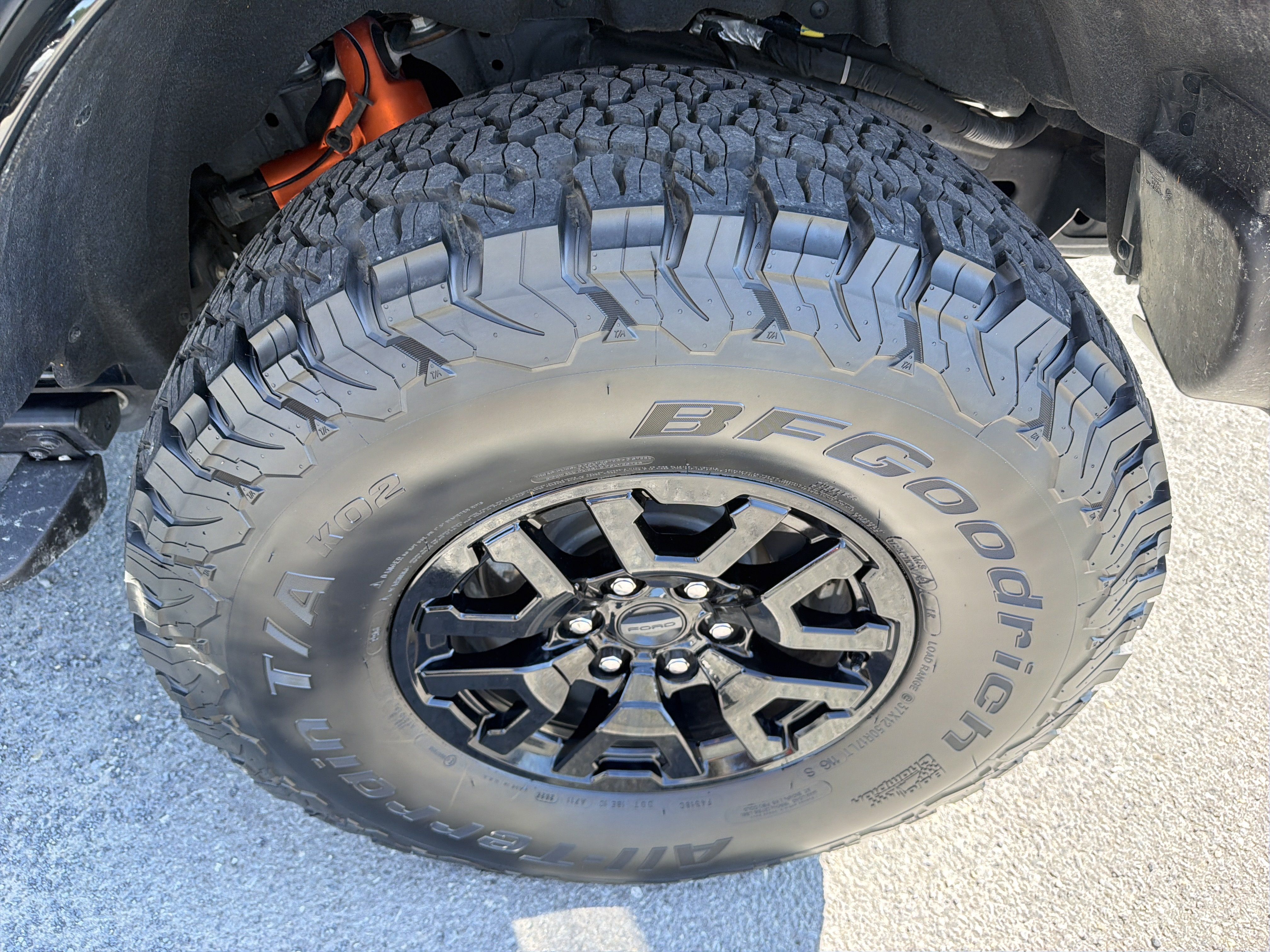 Used 2024 Ford Bronco Raptor w/ Interior Carbon Fiber Pack 6 AWD/4WD image 12