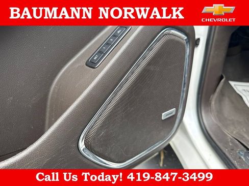 Used 2017 GMC Yukon XL Denali w/ Open Road Package AWD/4WD image 20