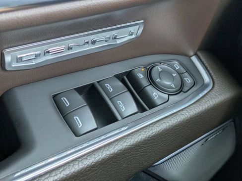 Used 2023 GMC Sierra 1500 Denali AWD/4WD image 25
