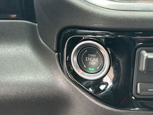 Used 2026 GMC Sierra 2500 SLT w/ SLT Premium Package image 33