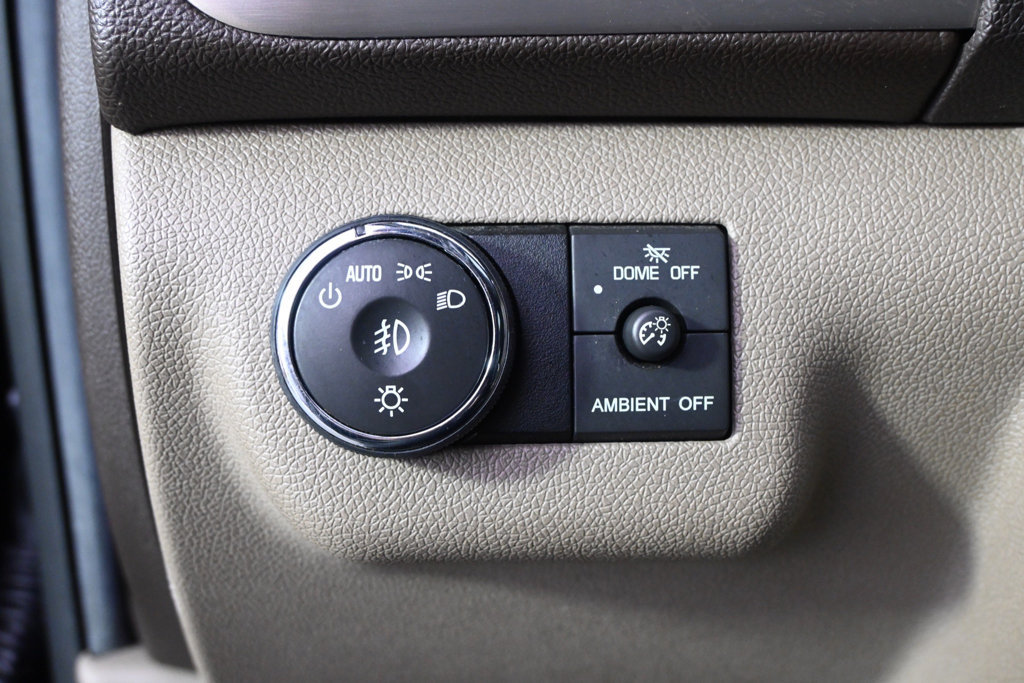 Used 2016 GMC Acadia Denali AWD/4WD image 25