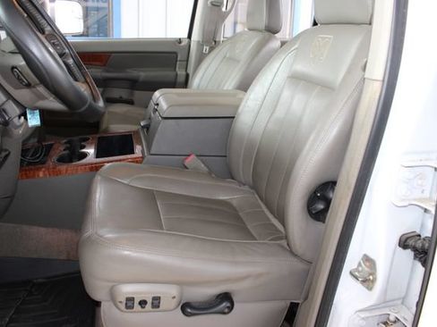Used 2007 Dodge Ram 3500 Truck Laramie AWD/4WD image 13