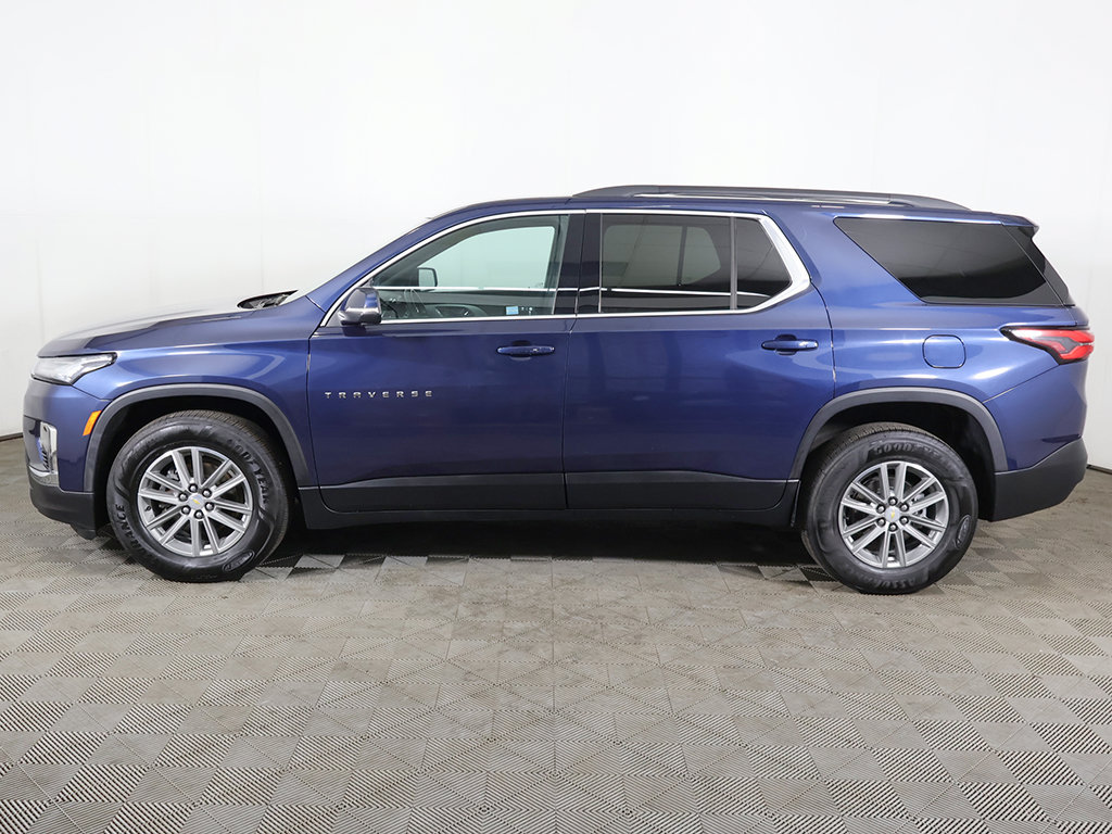 Used 2023 Chevrolet Traverse LT AWD/4WD image 19