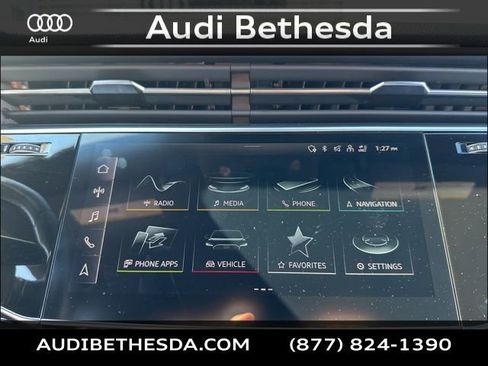 Used 2022 Audi Q8 Premium Plus image 20