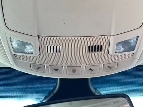 Used 2024 Ford Edge Titanium image 21