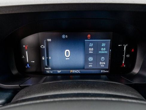 New 2025 Ford Maverick XLT image 35