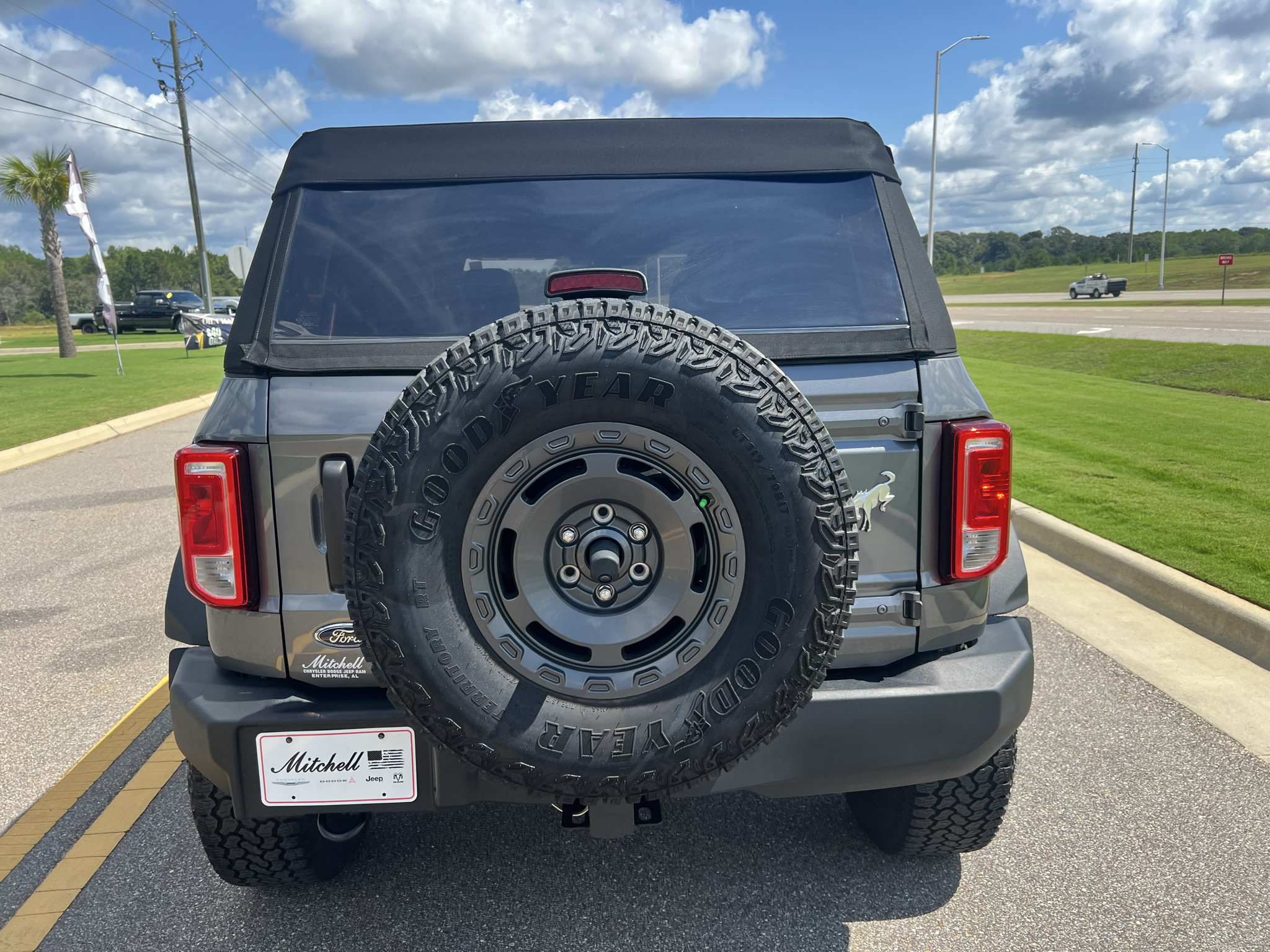 Used 2025 Ford Bronco 4-Door w/ Sasquatch Package AWD/4WD image 8