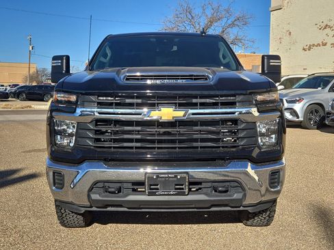 Used 2024 Chevrolet Silverado 2500 LT image 10
