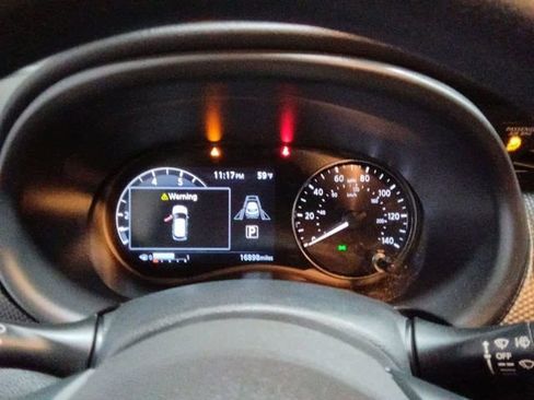 Used 2023 Nissan Kicks SV image 14