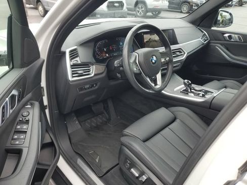 Used 2022 BMW X5 xDrive40i w/ Premium Package AWD/4WD image 12