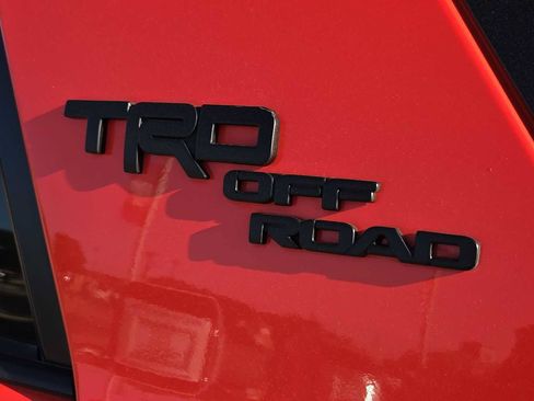 Certified 2024 Toyota 4Runner TRD Off-Road Premium w/ Off Road Premium Plus Package AWD/4WD image 11