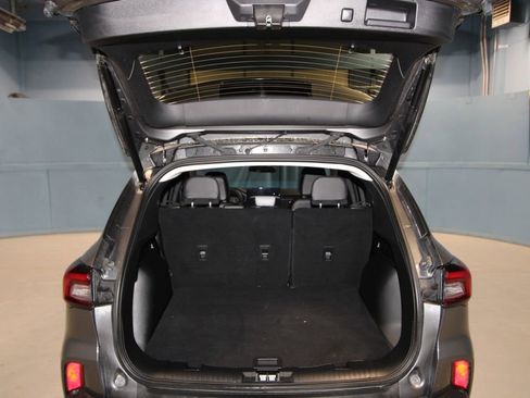 Used 2025 Ford Escape SE image 39