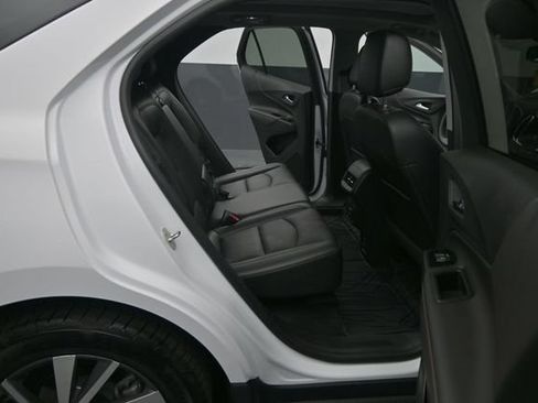 Used 2023 Chevrolet Equinox Premier AWD/4WD image 15
