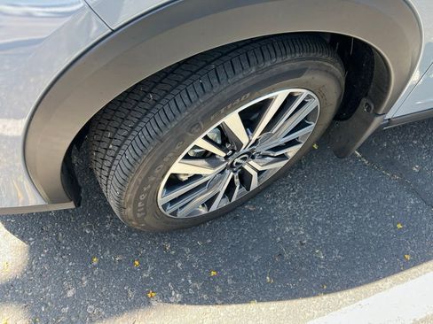 Certified 2024 Nissan Kicks SV FWD image 2