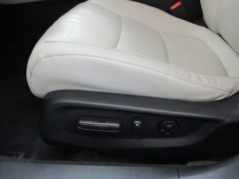 Used 2018 Honda Accord EX-L image 17