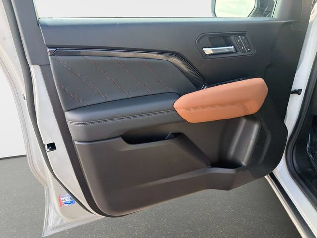 New 2026 GMC Canyon AT4 w/ Technology Plus Package AWD/4WD image 17