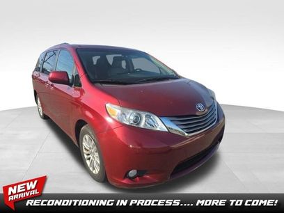 Used 2016 Toyota Sienna XLE