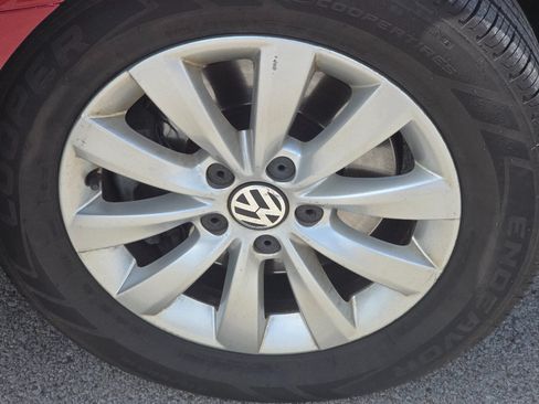 Used 2015 Volkswagen Passat 1.8T Wolfsburg Edition FWD image 3