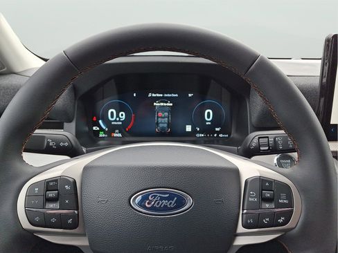 New 2026 Ford Explorer Active AWD/4WD image 16