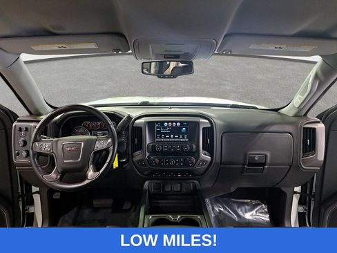 Used 2018 GMC Sierra 1500 SLT image 2