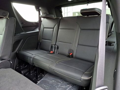 Used 2022 GMC Yukon SLT w/ SLT Luxury Package image 10