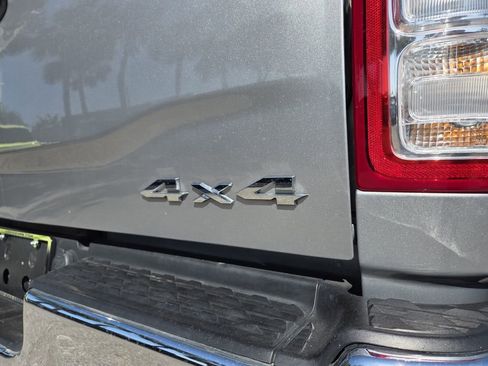 Certified 2022 RAM 3500 Big Horn image 22