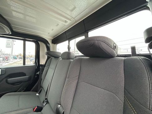 New 2026 Jeep Gladiator Sport image 26