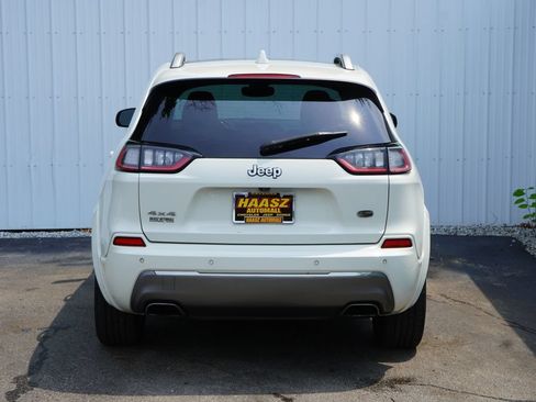 Used 2019 Jeep Cherokee Overland w/ Technology Group AWD/4WD image 5