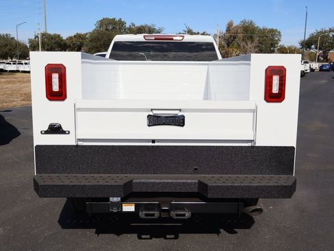 New 2026 GMC Sierra 2500 Pro w/ Convenience Package RWD image 6