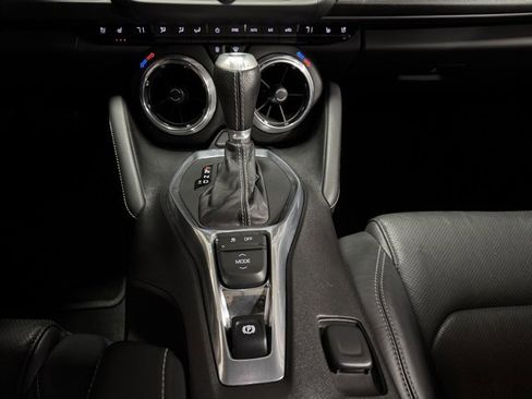 Used 2017 Chevrolet Camaro LT image 25