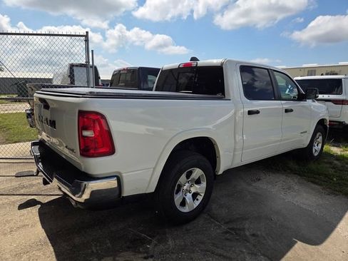 Certified 2025 RAM 1500 Big Horn AWD/4WD image 3