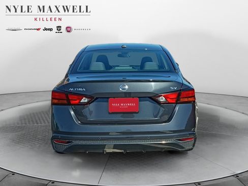 Used 2022 Nissan Altima 2.5 SV FWD image 15