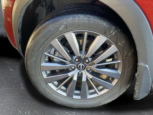 Used 2022 Nissan Pathfinder SL w/ SL Premium Package image 38