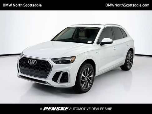 Used 2022 Audi Q5 2.0T Premium Plus w/ Premium Plus Package AWD/4WD image 1