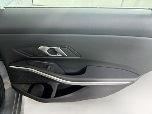 Used 2026 BMW 330i Sedan RWD image 31
