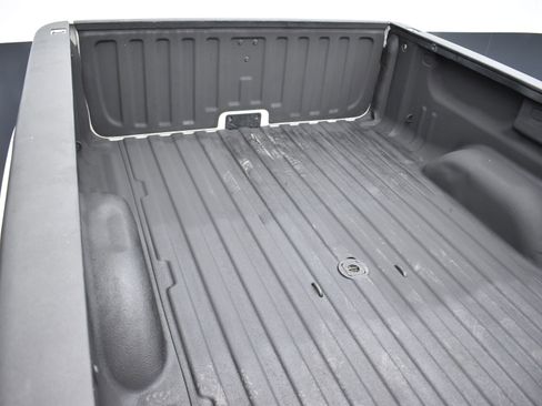 Used 2014 GMC Sierra 2500 Denali w/ Suspension Package, Off-Road image 42