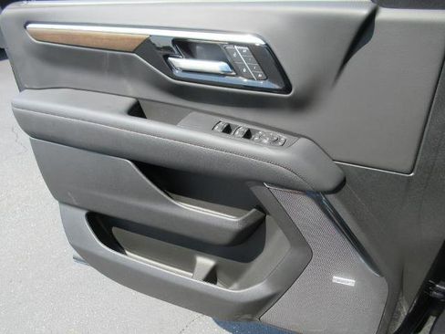 New 2025 Chevrolet Tahoe High Country image 27