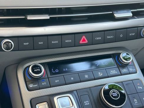 Used 2023 Hyundai Palisade SEL w/ Premium Package FWD image 27